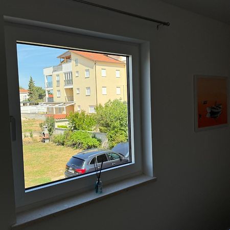 Apartman Trusic Pirovac Bagian luar foto
