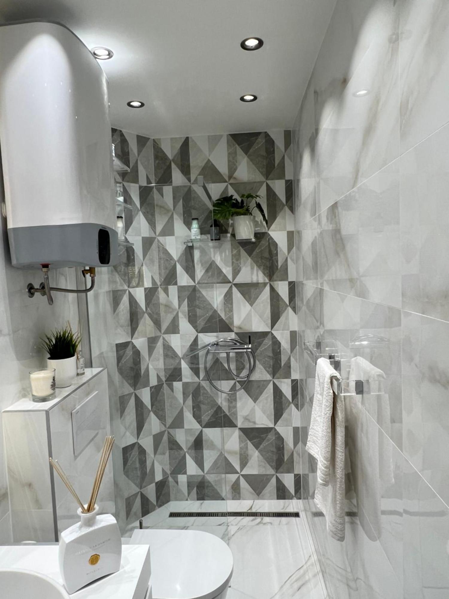 Apartman Trusic Pirovac Bagian luar foto