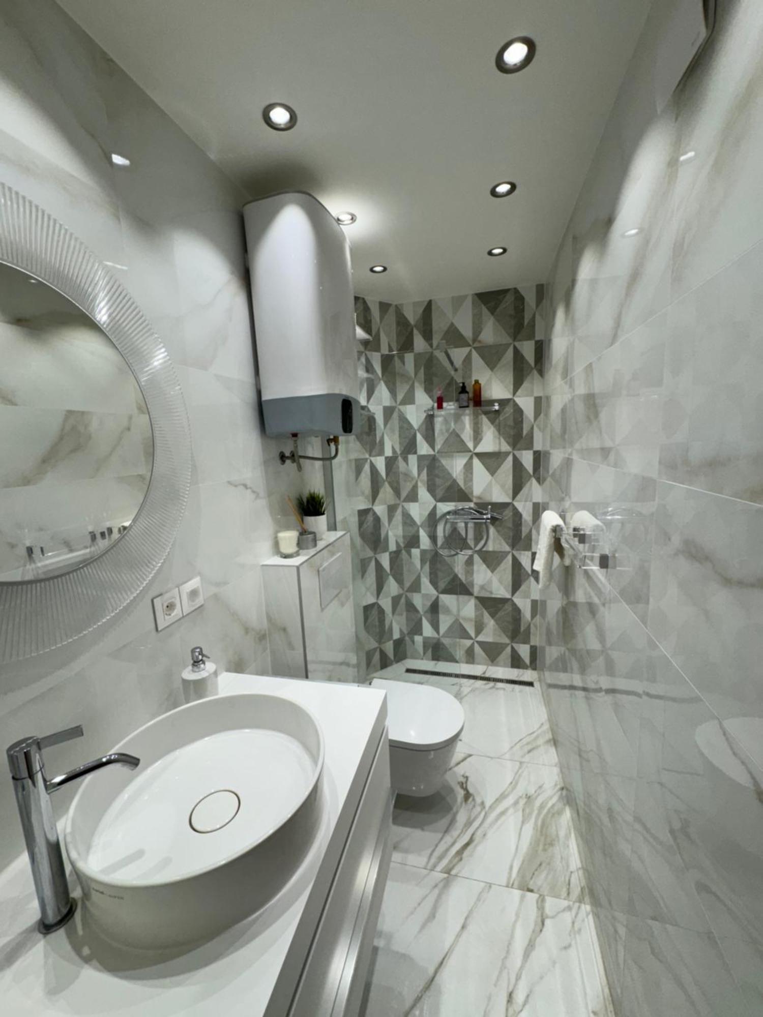 Apartman Trusic Pirovac Bagian luar foto