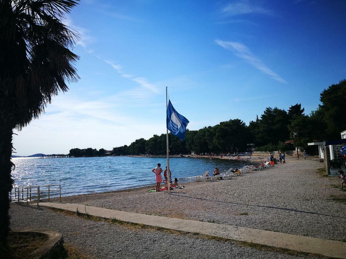 Apartman Trusic Pirovac Bagian luar foto